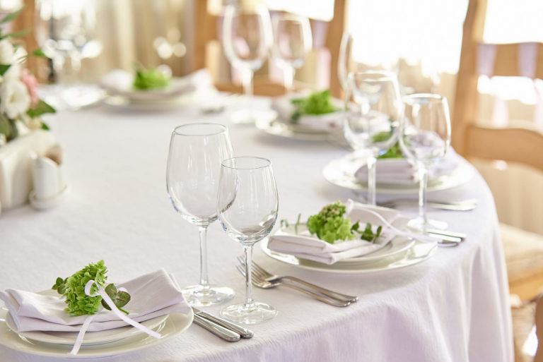 restaurant-table-linen-near-you-bergen-linen-rentals-and-sales