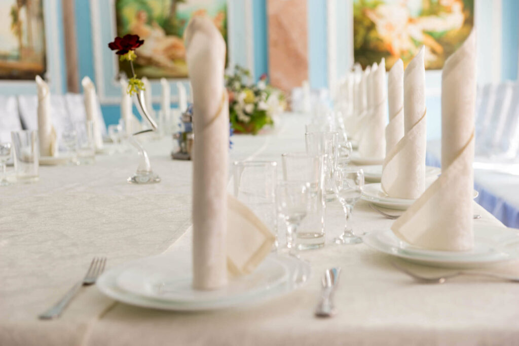 damask table linen rentals